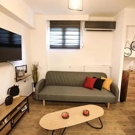 Apartment New Cozy Heart Kypseli !