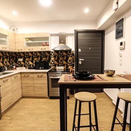 New Cozy Heart Kypseli ! Apartment *